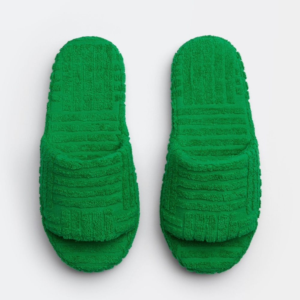 Bottega Venetta Slides